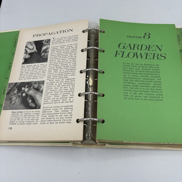 Better Homes & Gardens New Garden Book 5 Ring Hard Binder 3 Edition 1968 Vintage - Picture 12 of 15